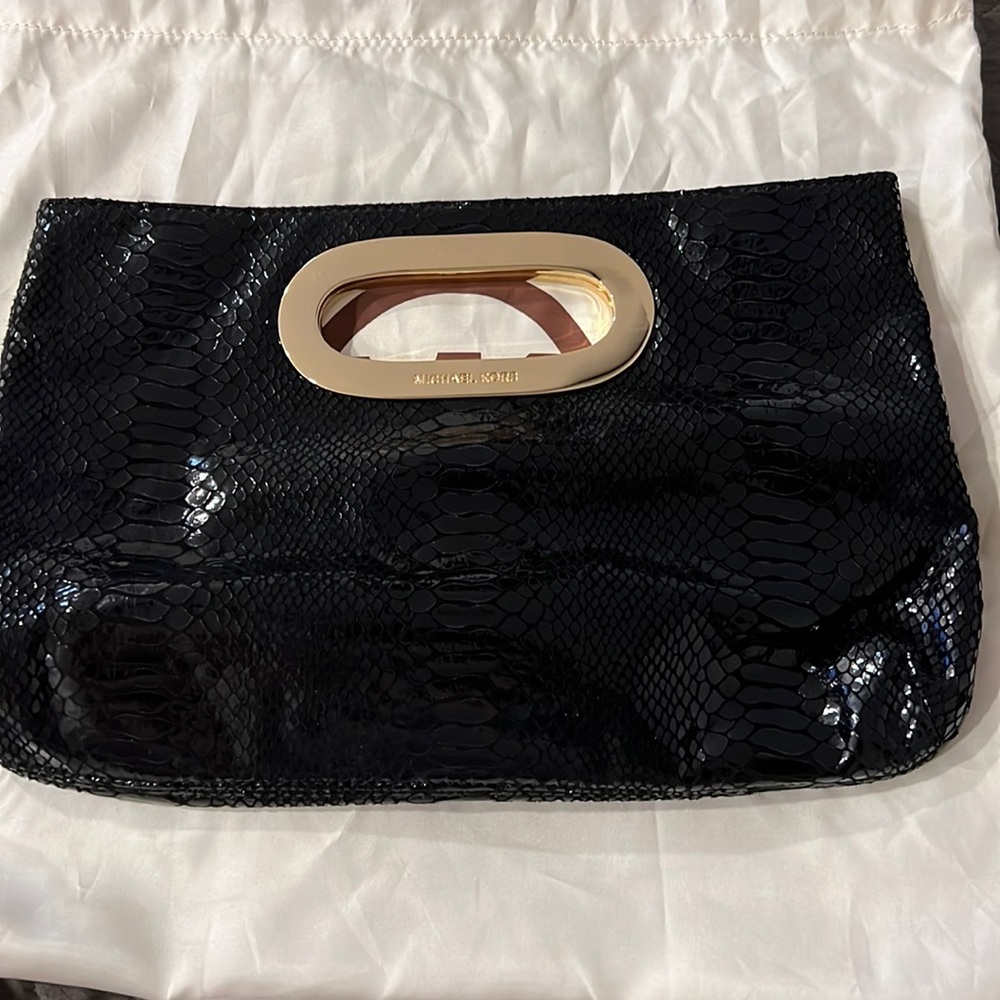 Michael Kors snake skin clutch in black